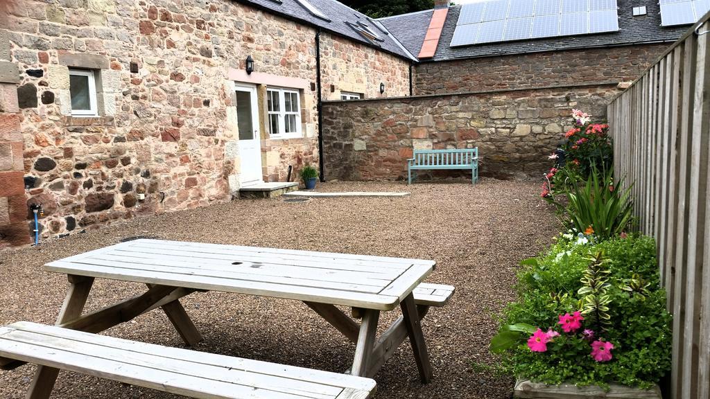 Old Farm Holiday Cottages - Scottish Borders Chirnside Exterior foto
